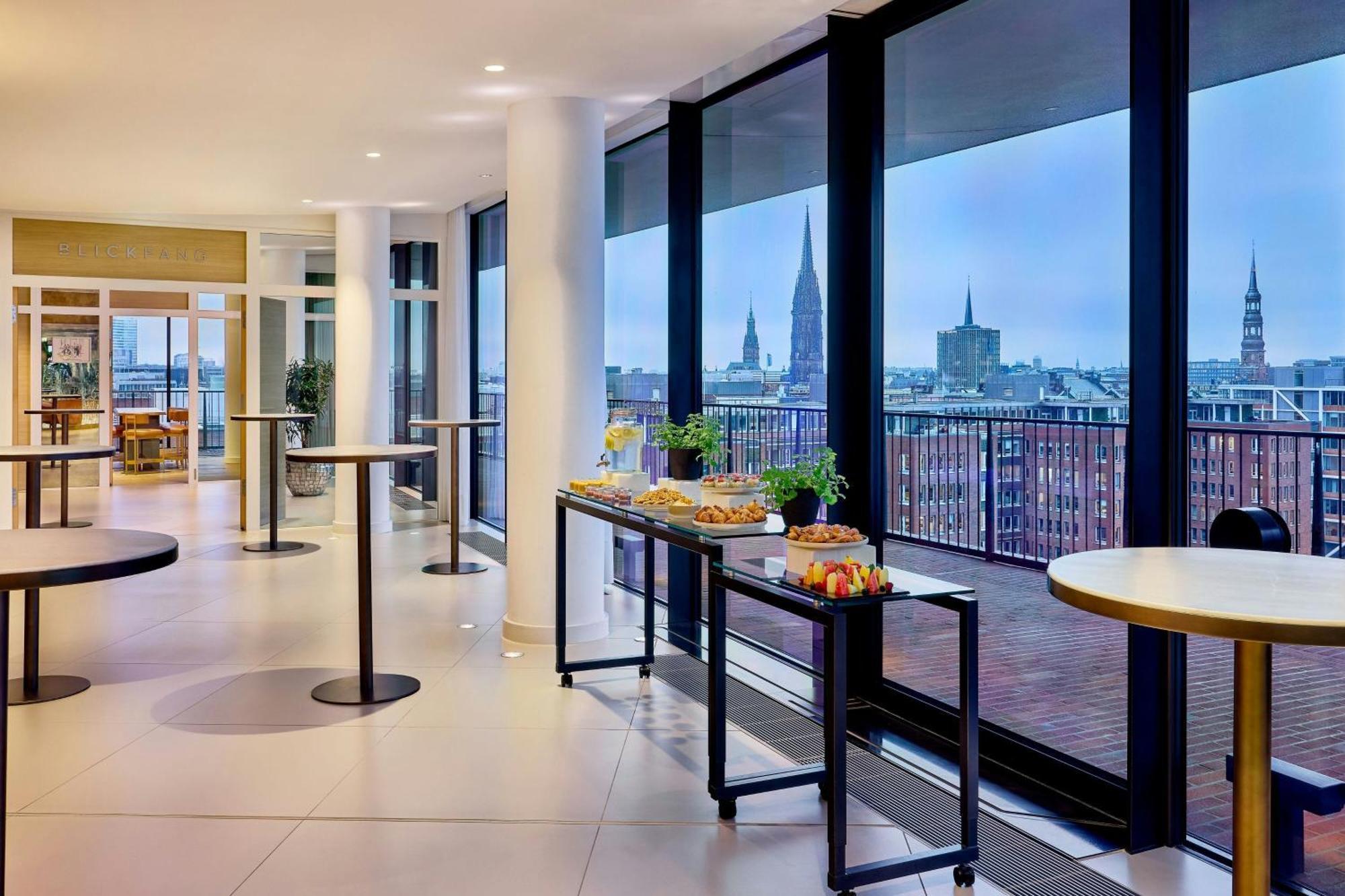 Hotel The Westin Hamburg Elbphilharmonie Exterior foto The Sky Bar